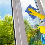 4 Window Cleaning Secrets from the Pros