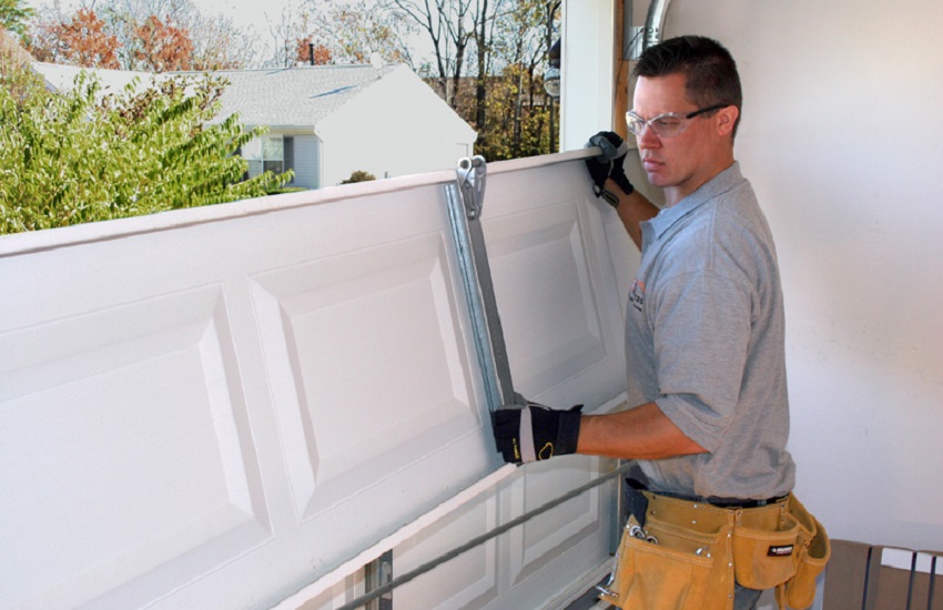 Garage Door Repair Services in Canoga Park