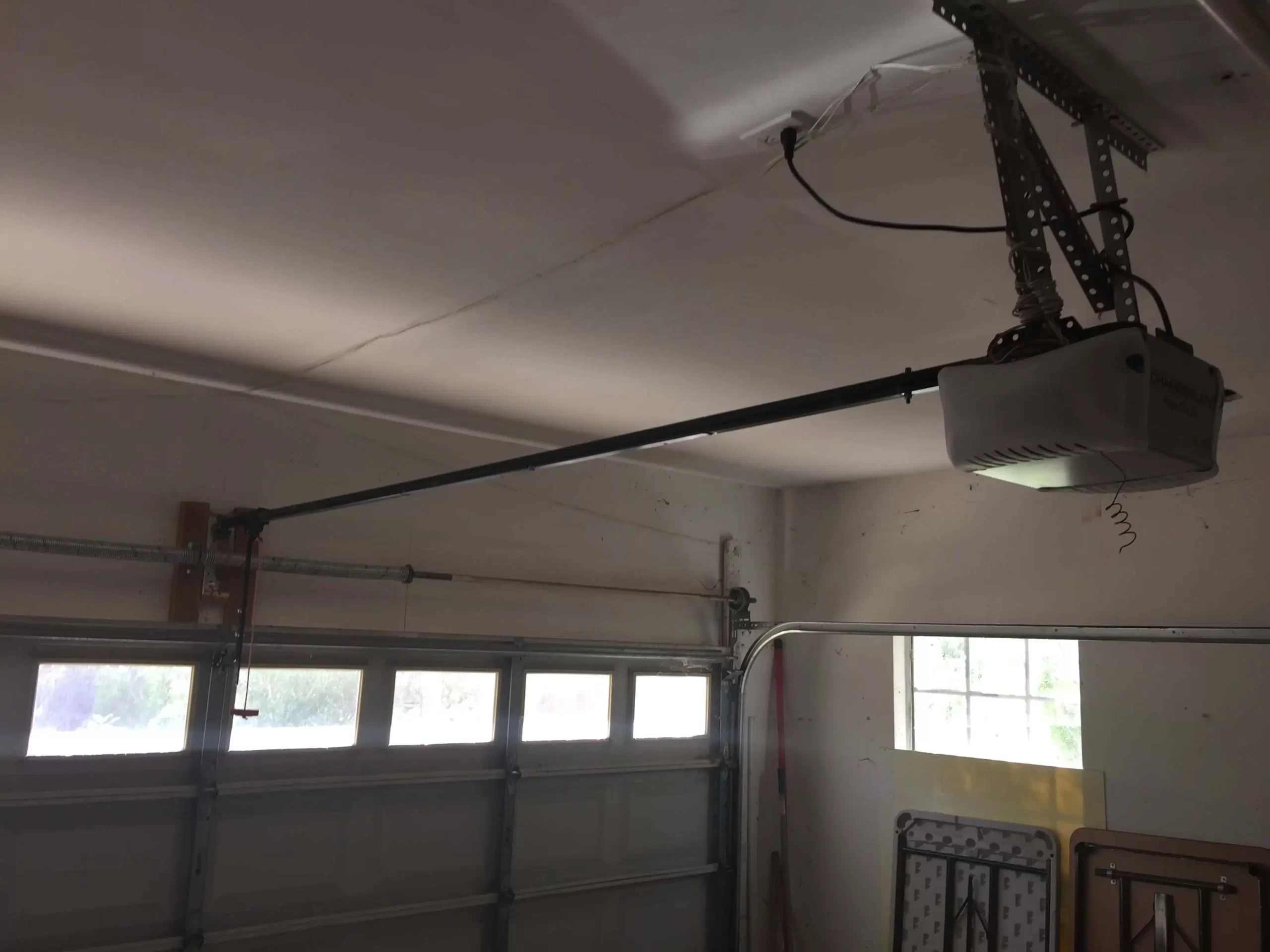 garage-door-opener-repair-Glen-Allen