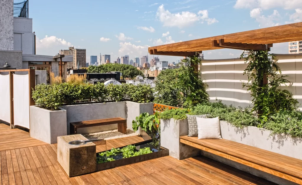 Rooftop Gardens in Two-Story ADUs