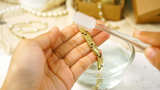 Clean Gold Jewelry Clean-Gold-Jewelry