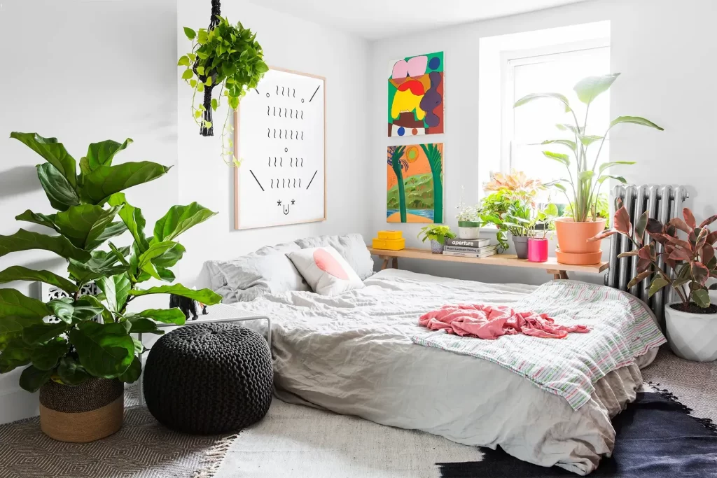 tiny studio apartment bedroom tiny-studio-apartment-bedroom